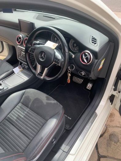Merc A180 AMG line fully serviced/quick sale