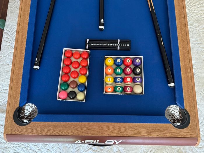 Riley 6ft Folding Pool & Snooker Table