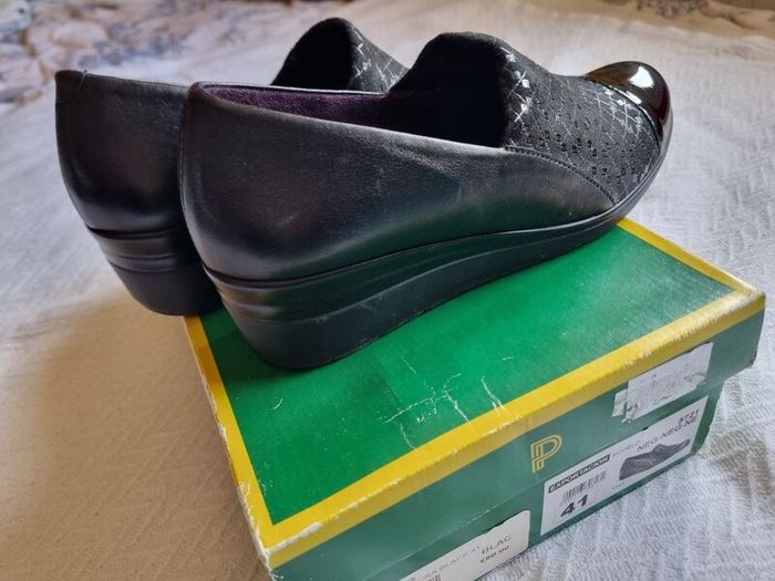 Leather Wedges Shoes size 7.5