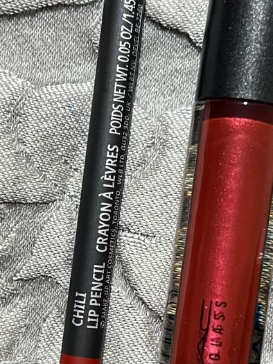 BRAND NEW Mac lipstick in brick the spell, Mac lip glass in women of mystery, MAC lip liner in Chili