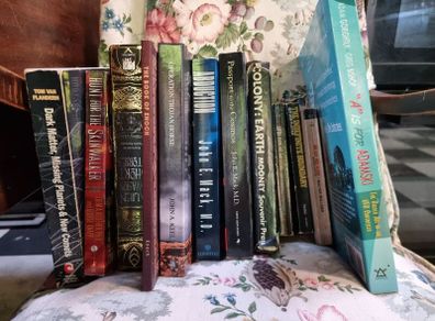 ufology, UFOs, aliens, extraterrestrials 12 book bundle