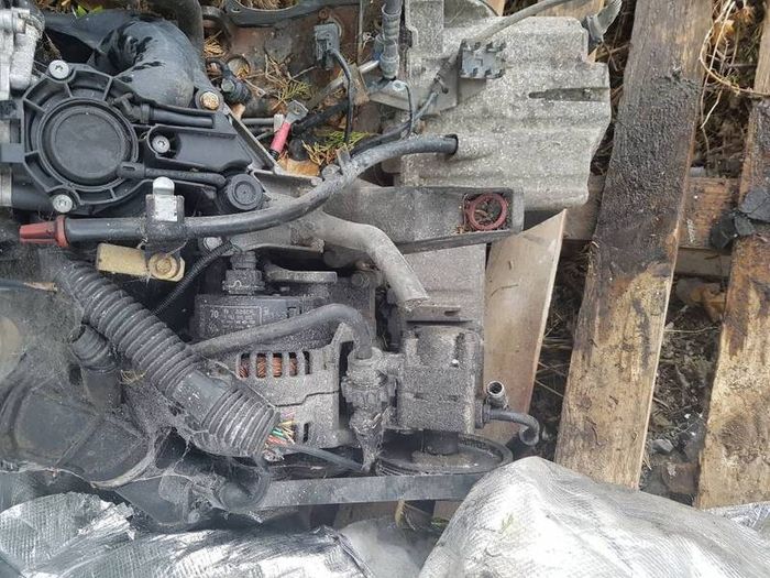 bmw 318 engine 1.9l petrol