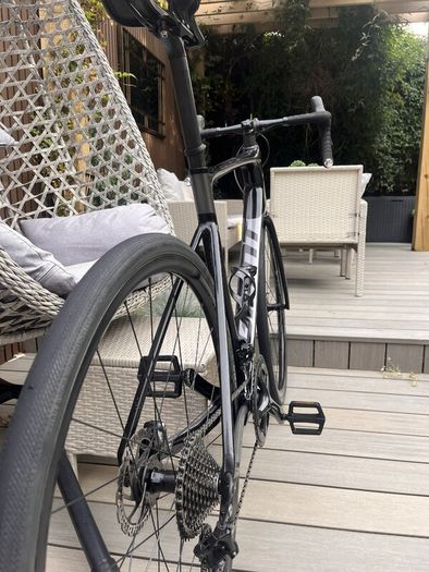 Giant Defy Black, Advanced 2 2022