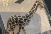 Running giraffe brooch (new, multiple)