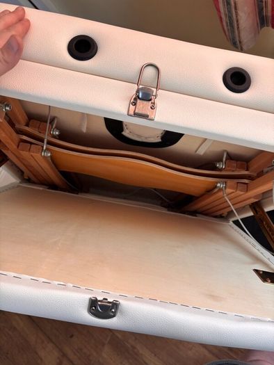 Portable beauty bed