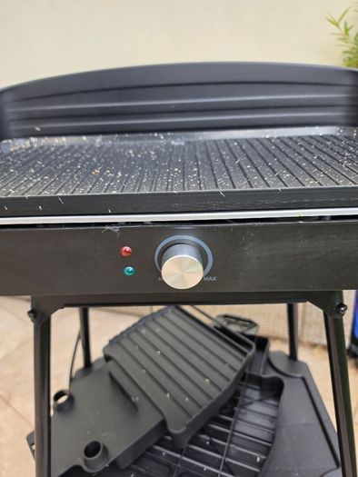 Electric barbecue