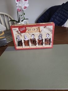 Wooden puzzles  (great minds)