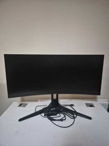 Viewsonic 32 Inch Gaming Curved Monitor for Sale.