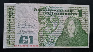Ireland 1988 Queen Medb 1 Pound (KGJ) Banknote