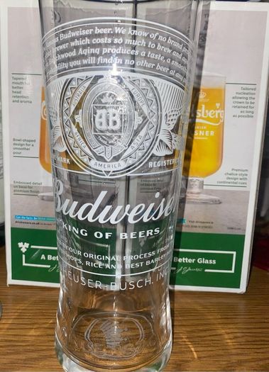 Budweiser Beer pint glasses