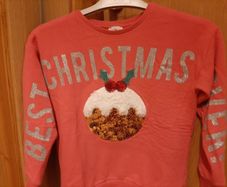 Girls christmas pudding sweater 6-7years