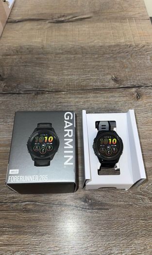 Garmin Forerunner 265 Smartwatch