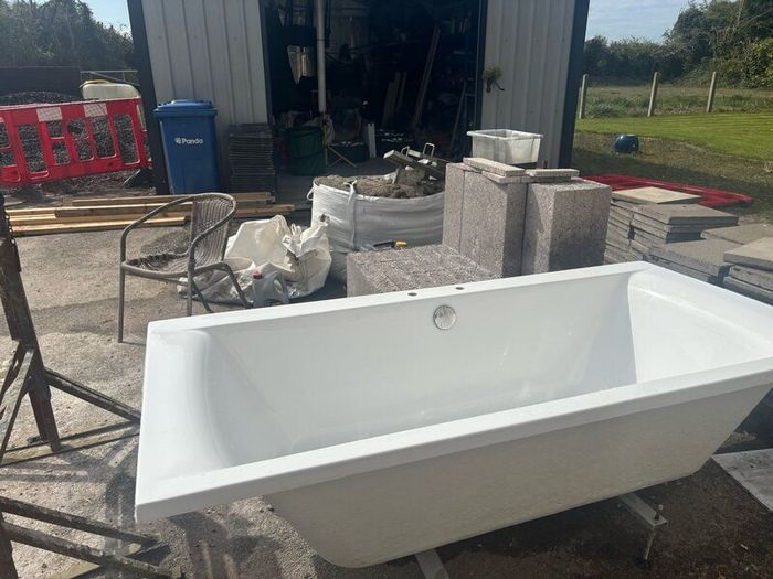 White Bath