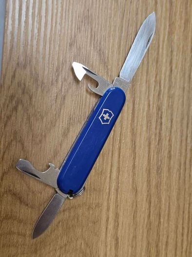 Vintage Discontinued Version Victorinox Recruit 84mm Swiss Army Knife from 1980s with Modern handles installed