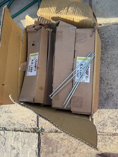 500 x Timber Screws 6.0x 260- reduced