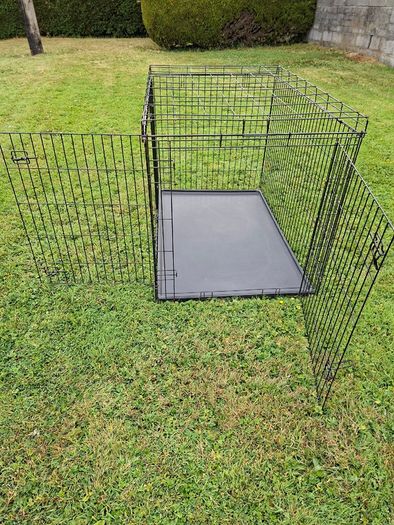 Dog crate