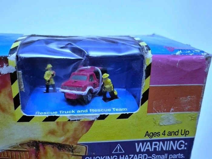 Rare Vintage 1995 Micro Machines Double Takes 2 In 1 Fire Escape  New Unopened