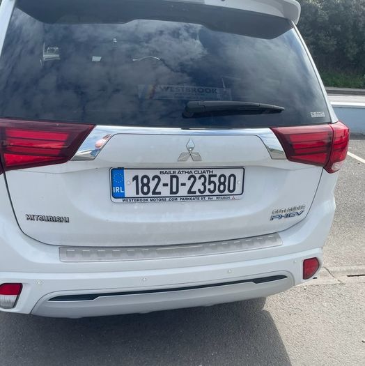 2018 Mitsubishi phev 2.4 intense extras