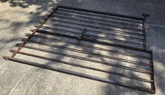 Heavy Duty Wrought Iron Side Gates (1.5m W x 2m H) Decorative Tips and Lock Included