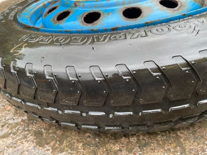 Kia Spare Wheel + jack