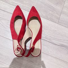 CARVELA red pointed low heels with strap