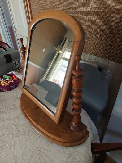 Dressing table stand alone mirror