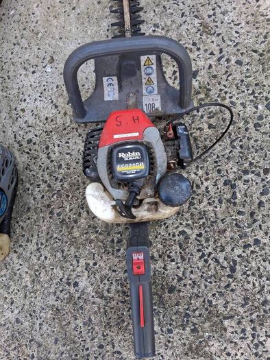 hedge trimmers & blower