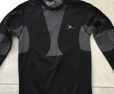 Man's compression sports top. Size XL