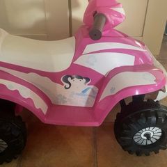 Girls ride on Quad
