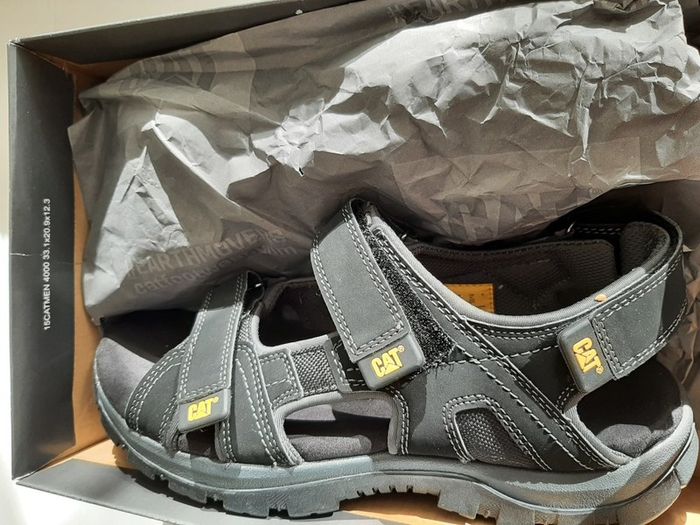 New sandles black caterpillar in box