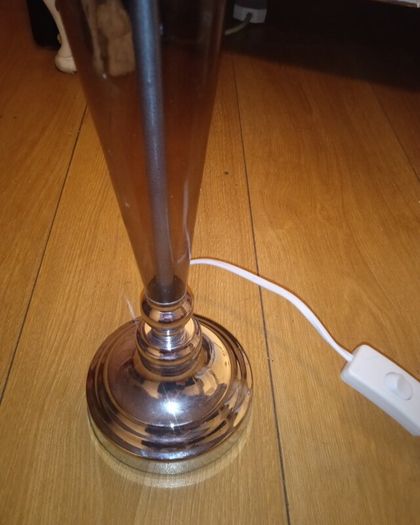 Table lamp