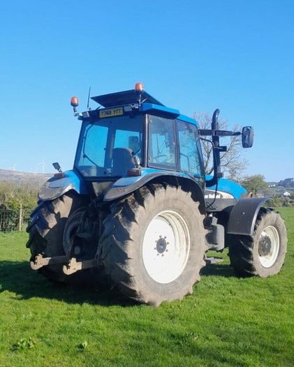 New Holland Tractor 8360