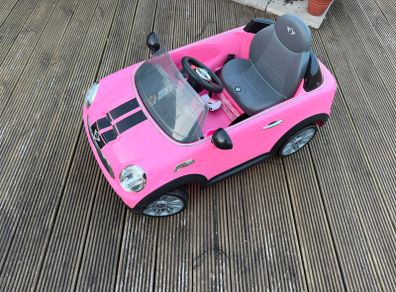 Ride on car