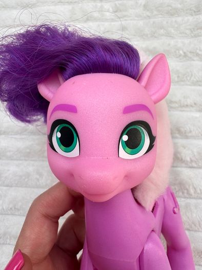 My Little Pony A New Generation Movie Singing Star Princess Petals approx. 7" Used Please see photos
