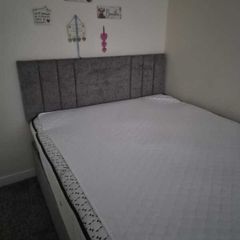 King size bed