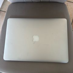 MacBook Air (2017)