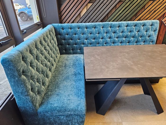 Chesterfield Style Dining Bench with Storage