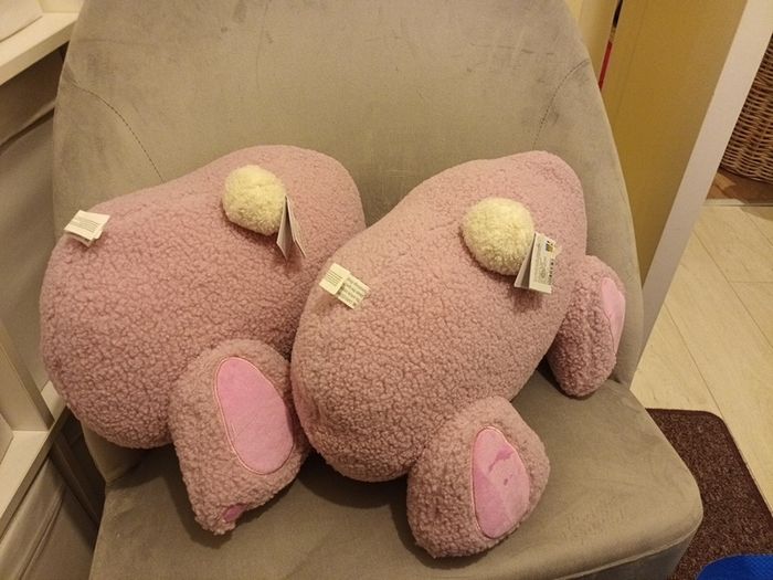 2 fun Bunny Easter cushions