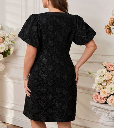 BNWT Beautiful Midi Dress size 20 - excellent for any event