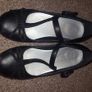 Girls black shoes UK11 Image 5
