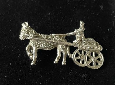 Brooch