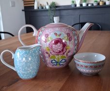 Avoca Teapot set