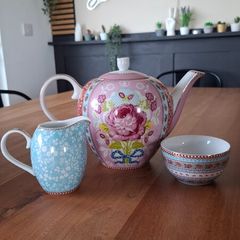 Avoca Teapot set
