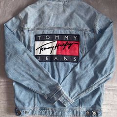 Vintage 90s USA Flag Rare Tommy Hilfiger American Flag Denim Jacket Light Blue Wash Oversized Big Tommy Logo At The Back Unisex Size S