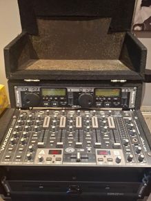 DJ Double Mixing Desk & Double CD