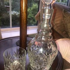 whiskey glasses x 5 and decanter