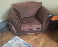 couch arm chairs