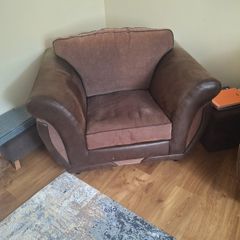 couch arm chairs
