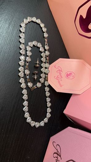 Set Swarovski x Ariana Grande