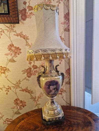 Victorian Era Urn Shaped Lamp